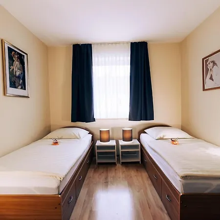 Restaurant Zagreb קלן