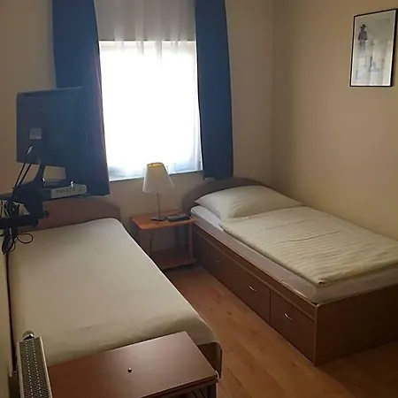 Otel Restaurant Zagreb 2*