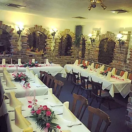 מלון Restaurant Zagreb
